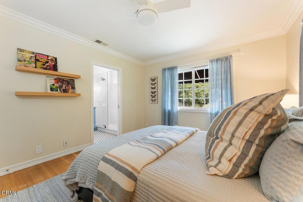 2060 E Altadena Drive