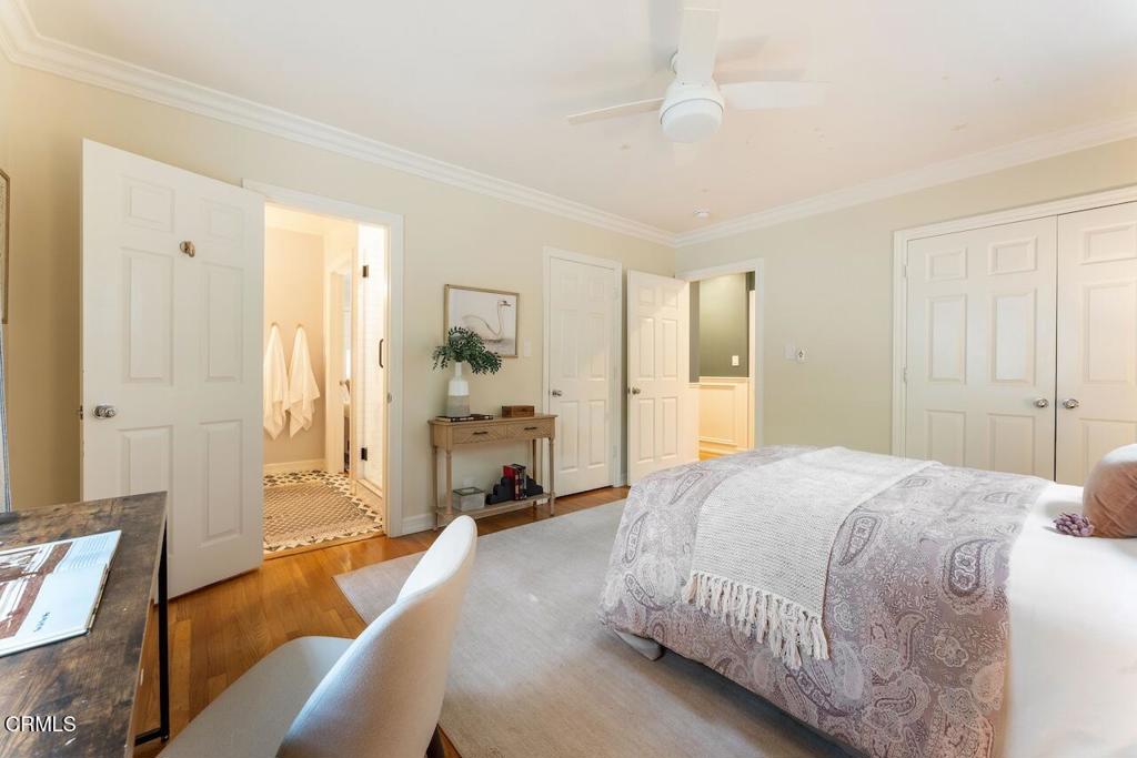 2060 E Altadena Drive