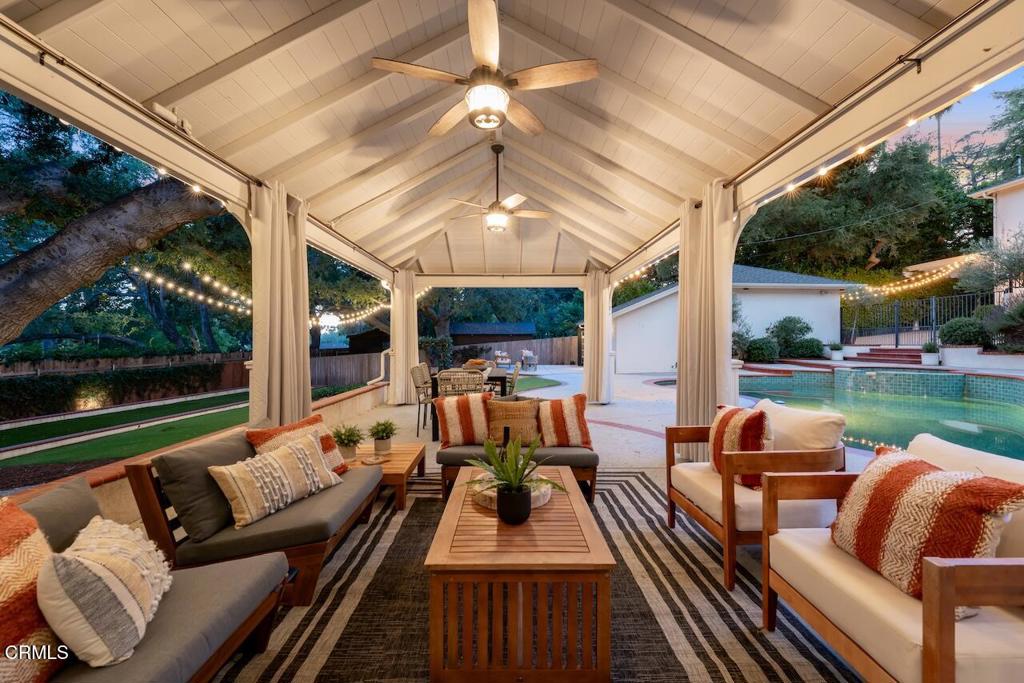 2060 E Altadena Drive