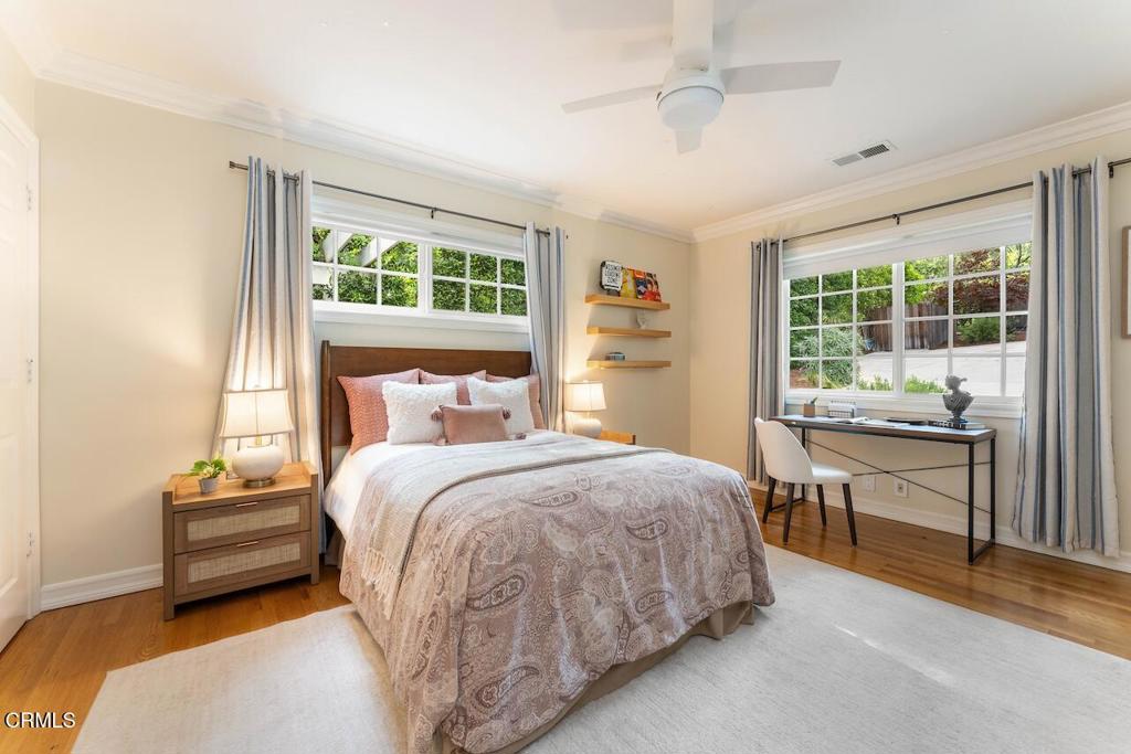 2060 E Altadena Drive