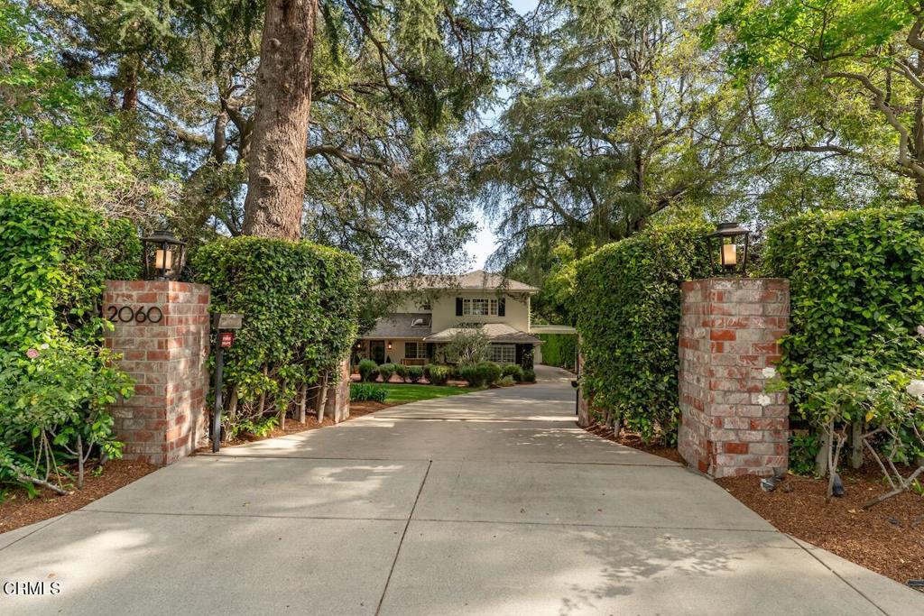 2060 E Altadena Drive