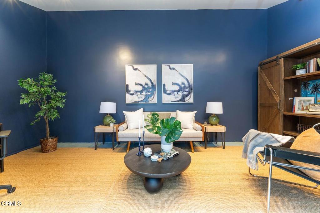 2060 E Altadena Drive