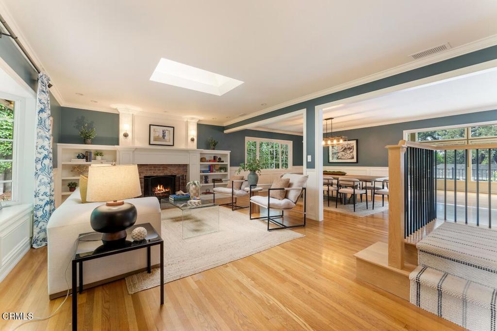 2060 E Altadena Drive