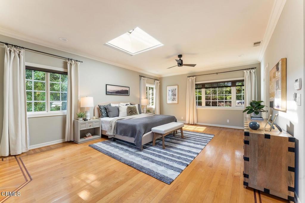 2060 E Altadena Drive