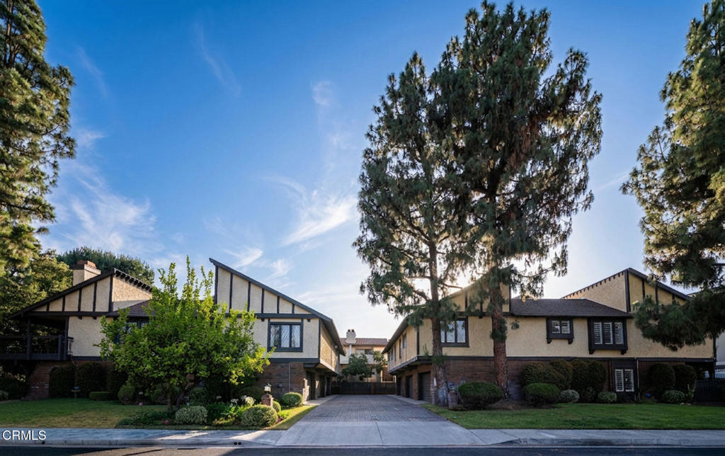 503 W Duarte Road 6