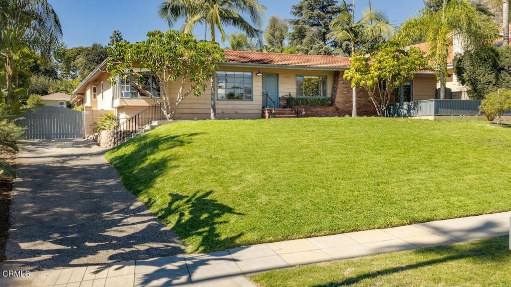 2195 Mendocino Lane