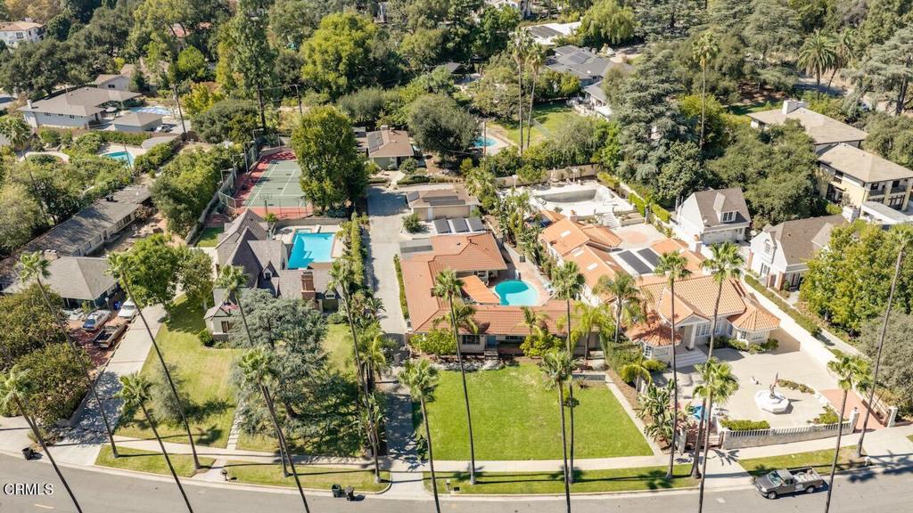2195 Mendocino Lane