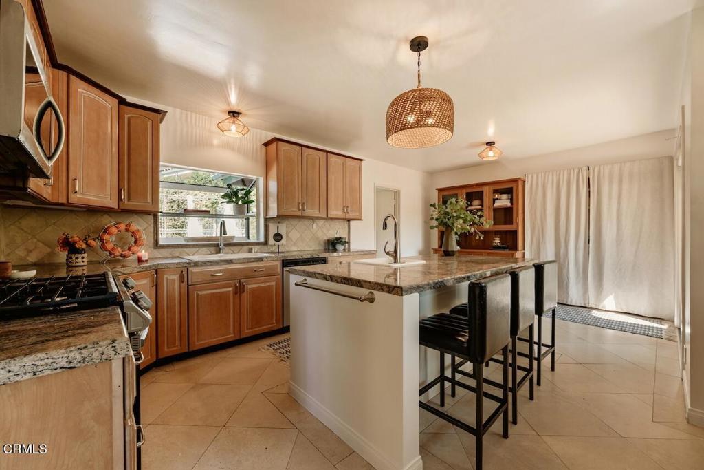 2195 Mendocino Lane