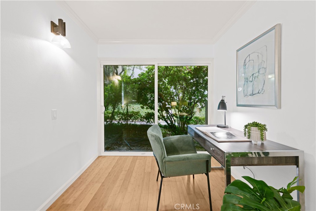 2439 Loma Vista Street