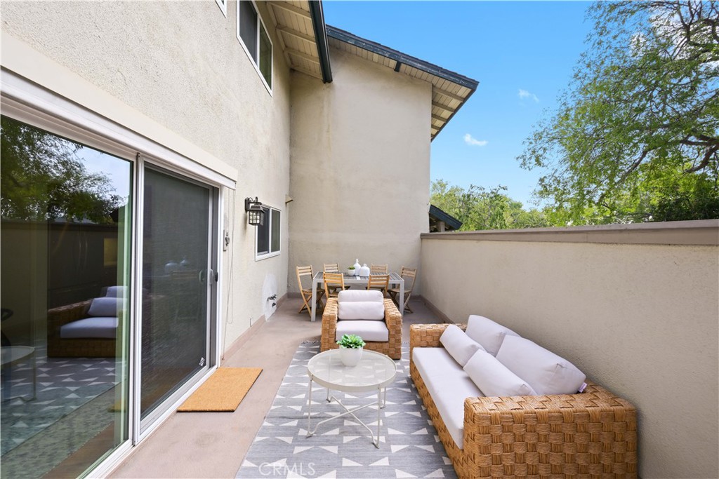 2439 Loma Vista Street