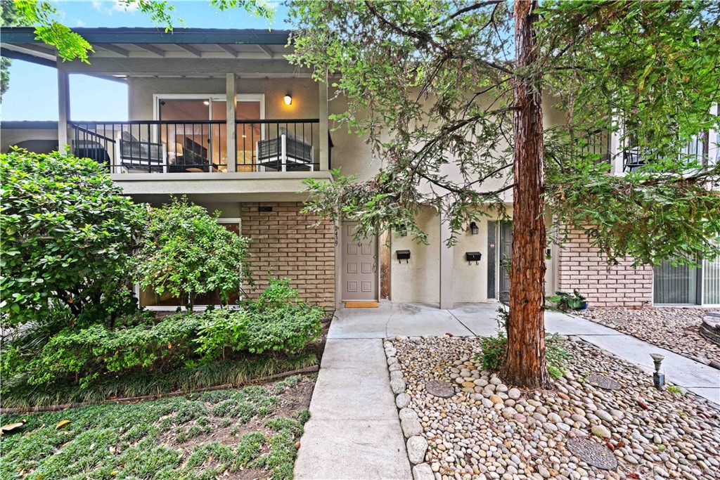 2439 Loma Vista Street