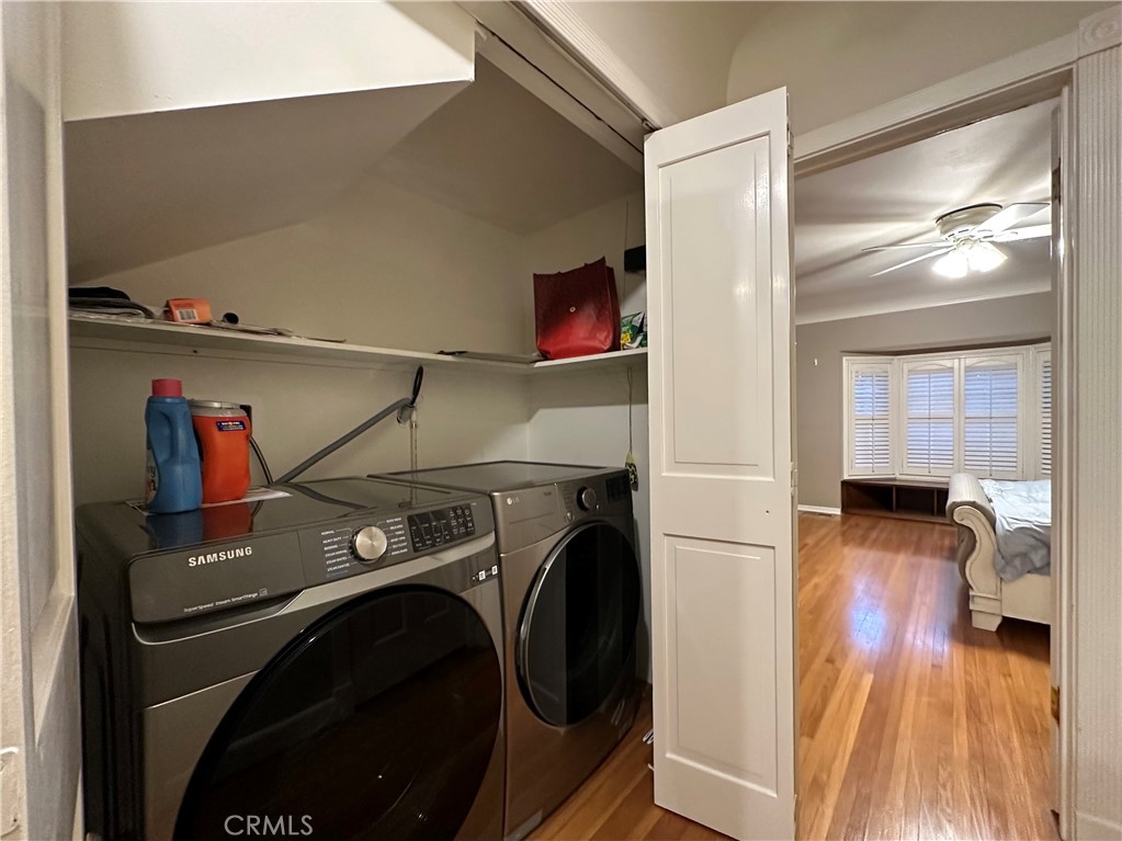 2210 El Molino Place