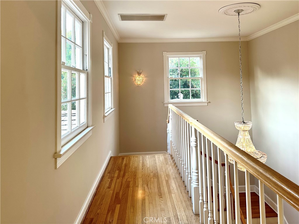 2210 El Molino Place