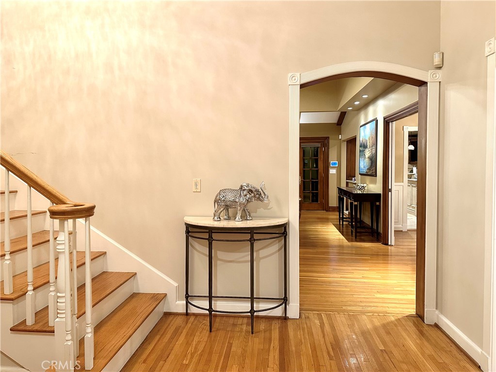 2210 El Molino Place