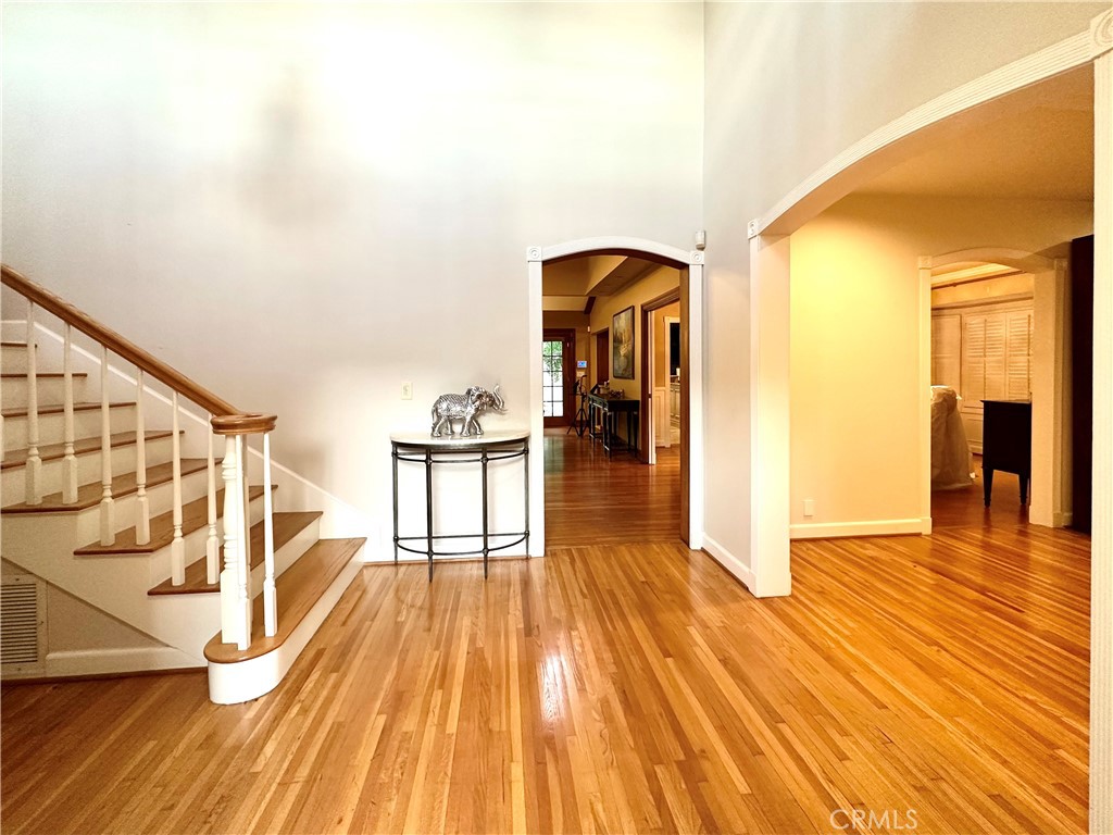 2210 El Molino Place