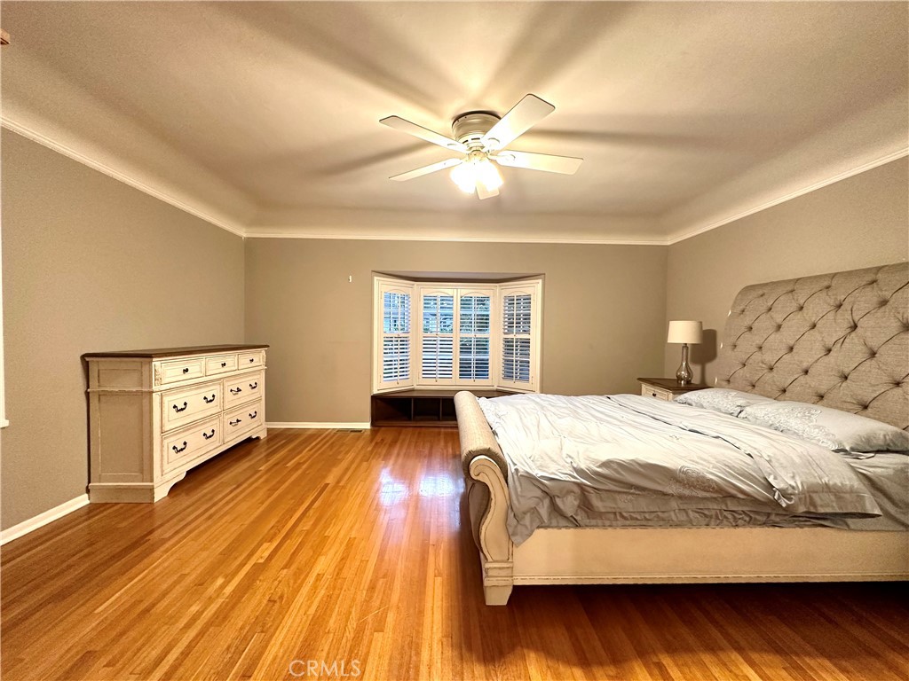 2210 El Molino Place