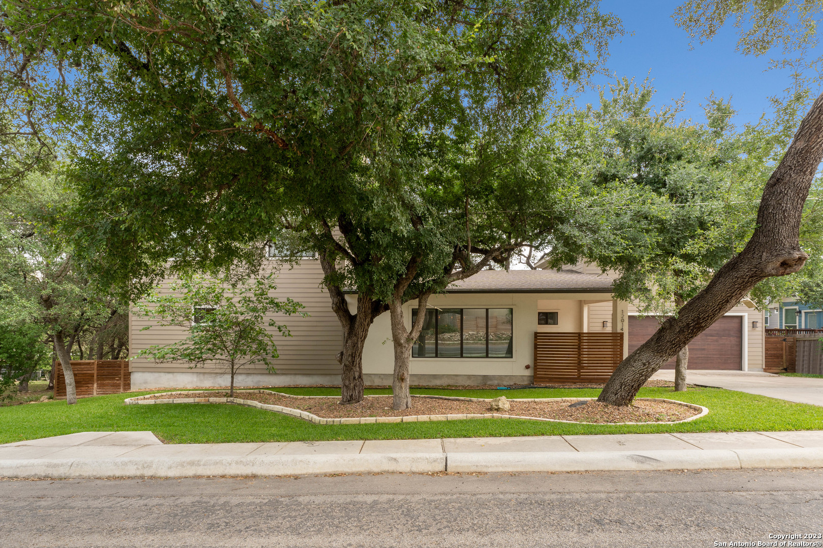 12014 SUNBURST LN