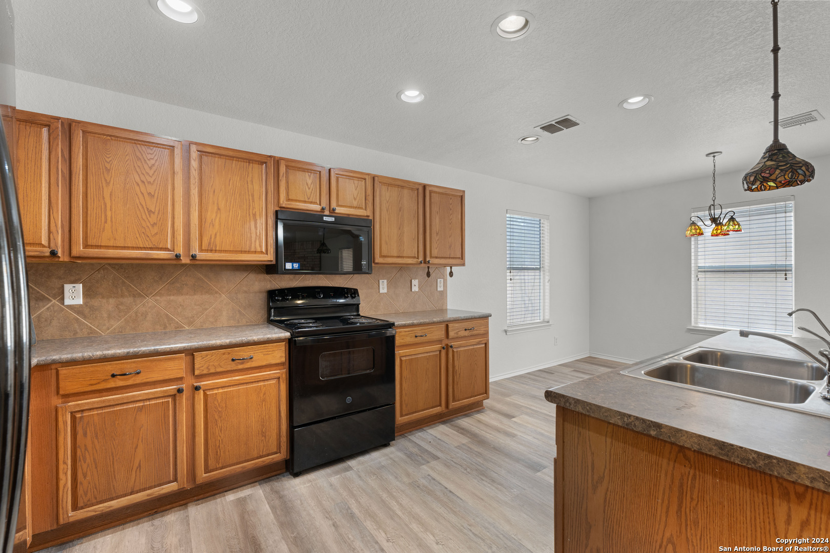 10326 ROSEANGEL LN
