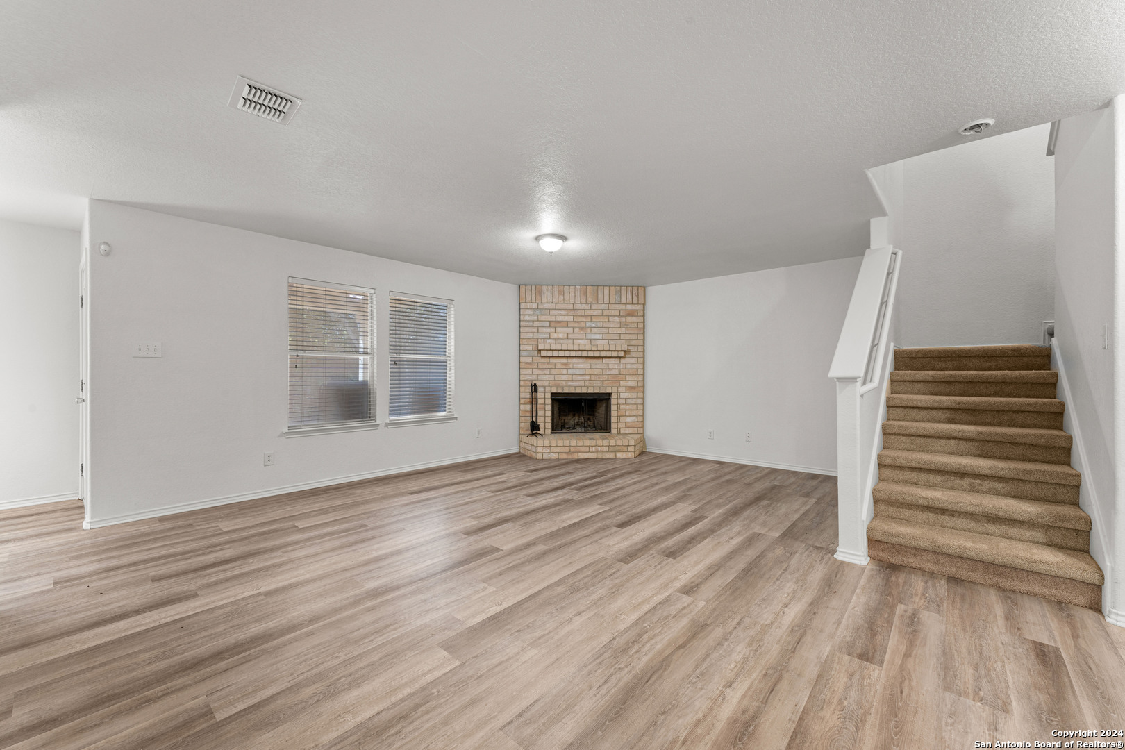 10326 ROSEANGEL LN