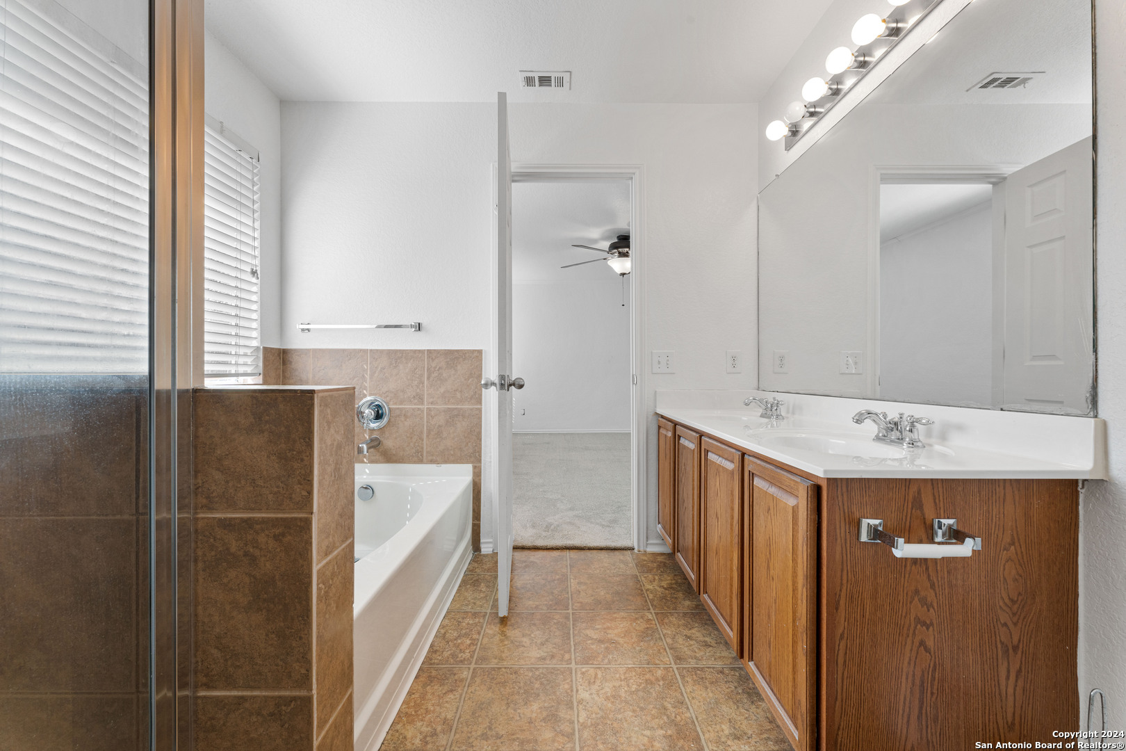 10326 ROSEANGEL LN