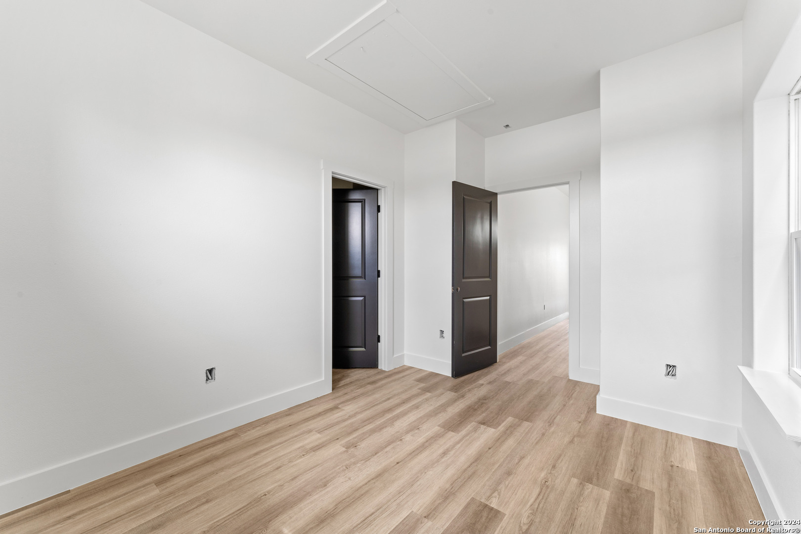 130 E LACHAPELLE
