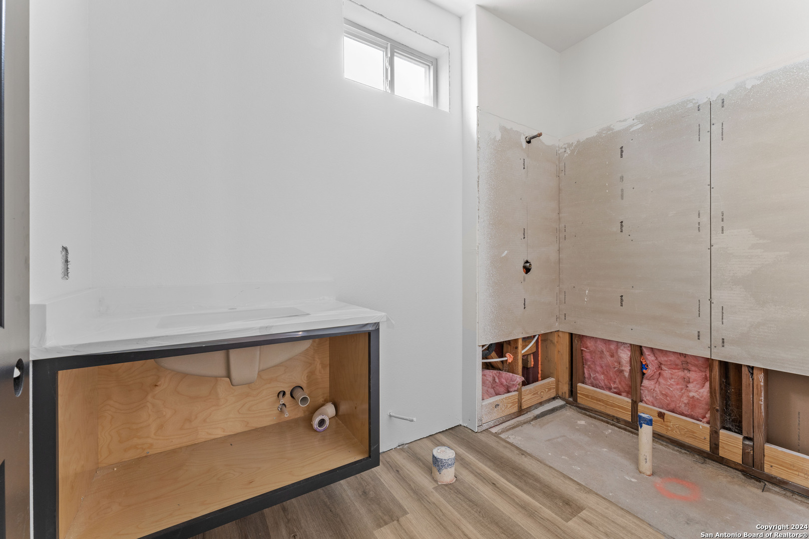 134 E LACHAPELLE