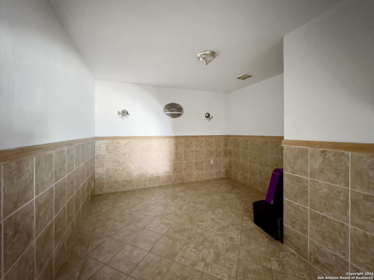 1325 DUPONT