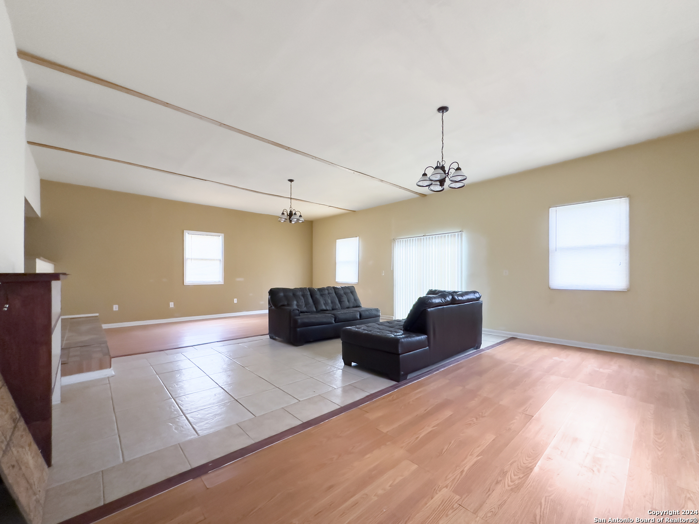 1325 DUPONT
