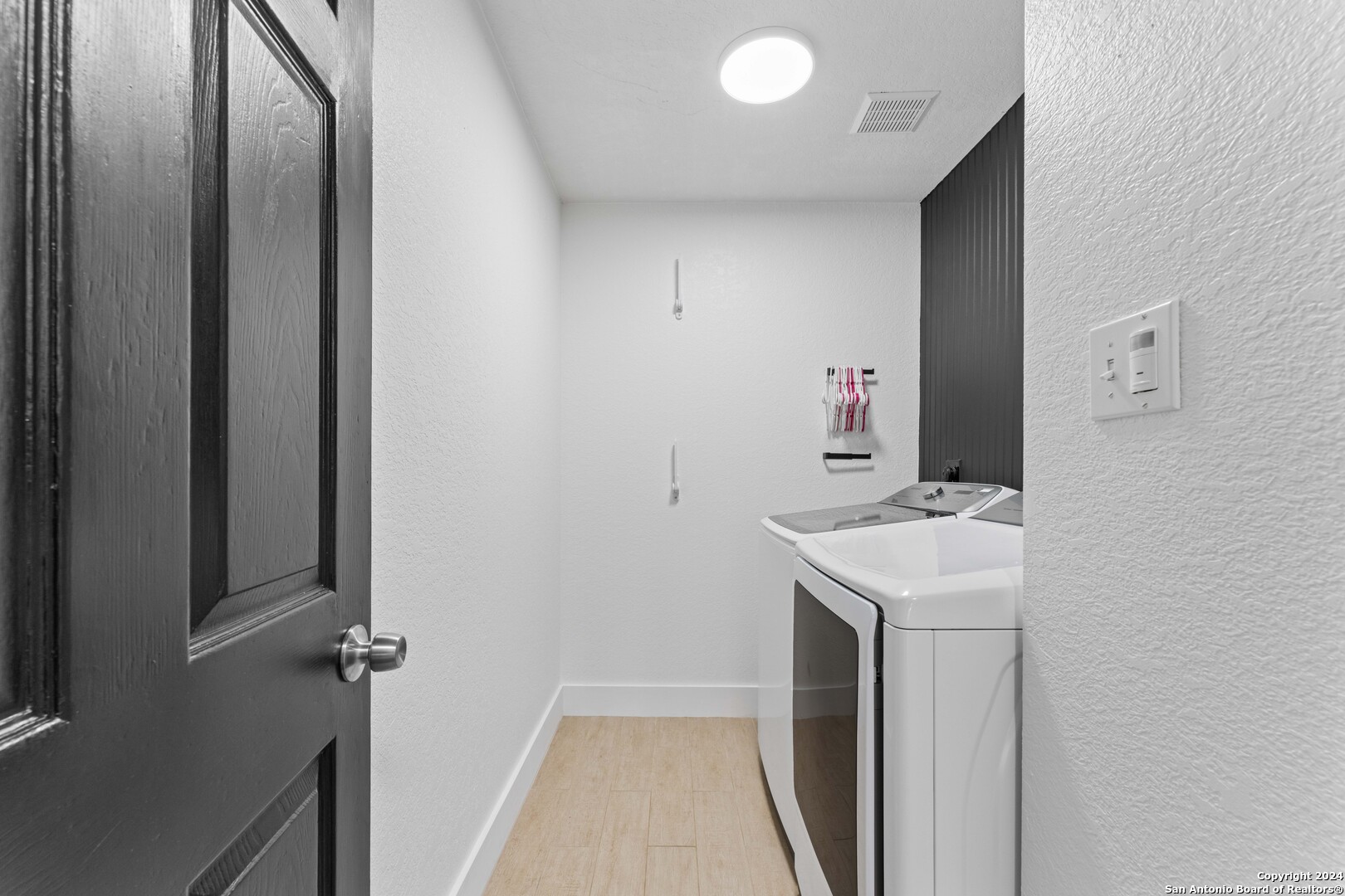 21420 BRANDING BAY