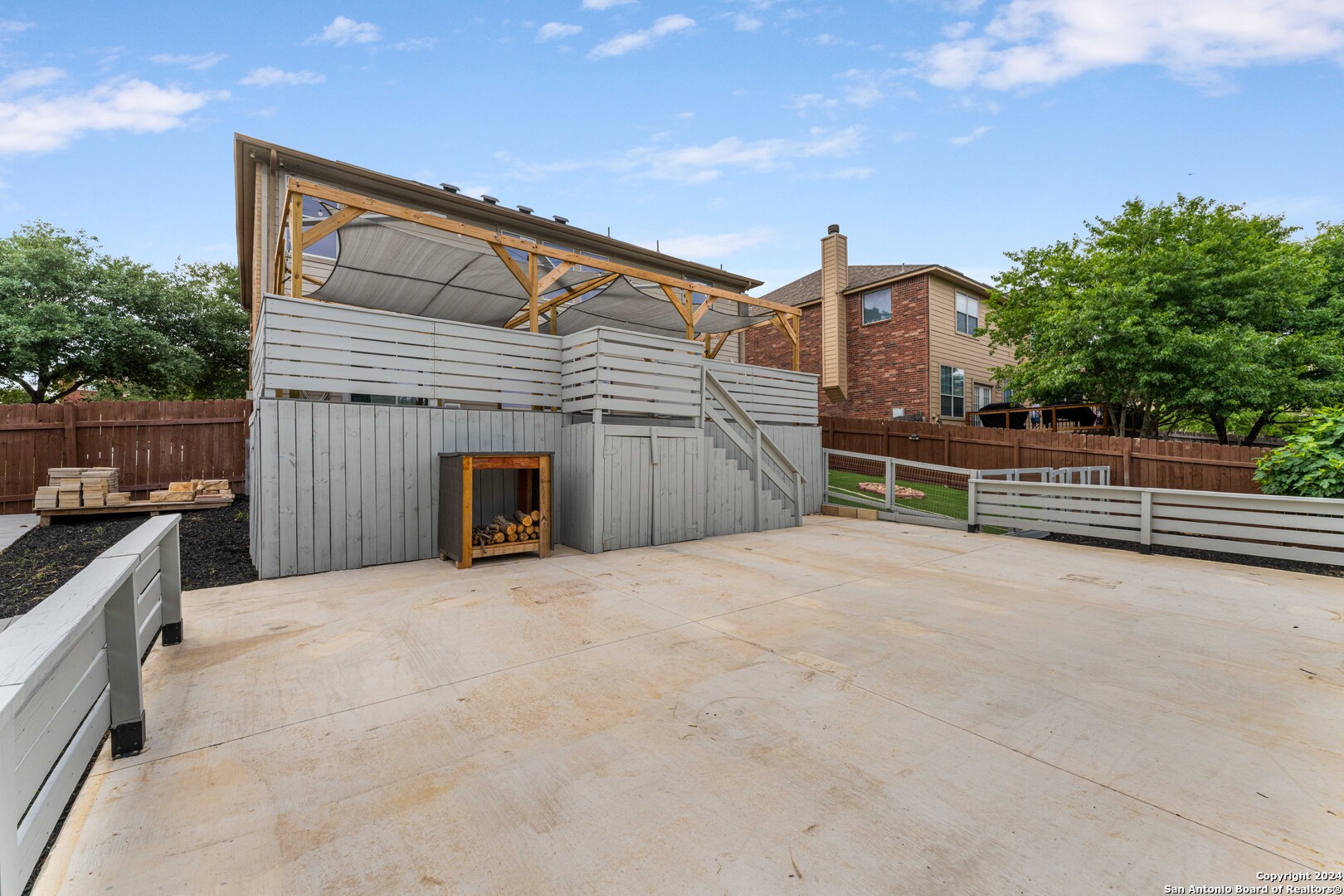21420 BRANDING BAY