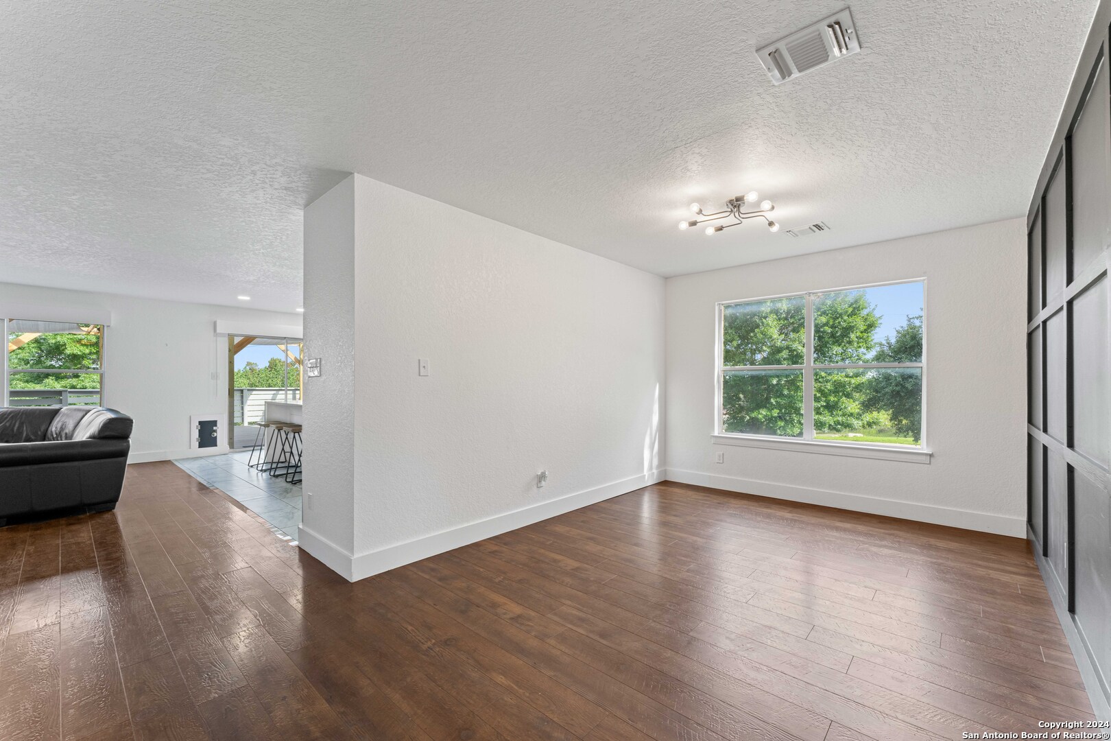 21420 BRANDING BAY
