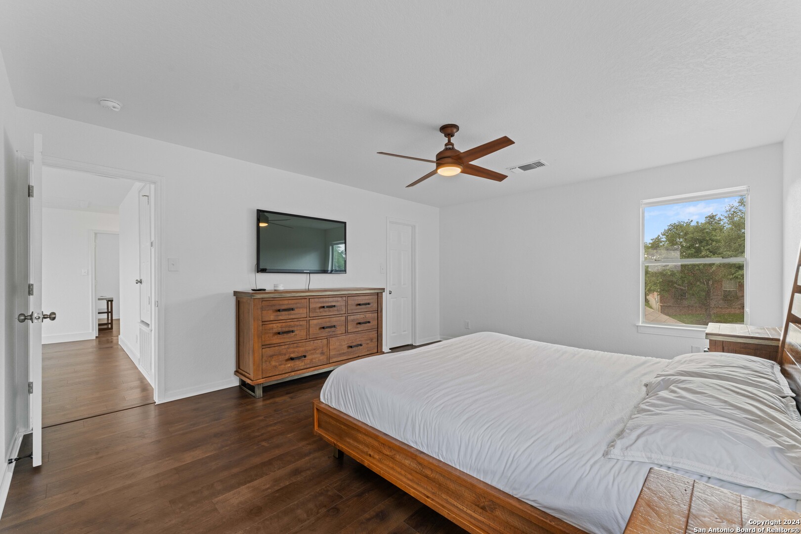 21420 BRANDING BAY