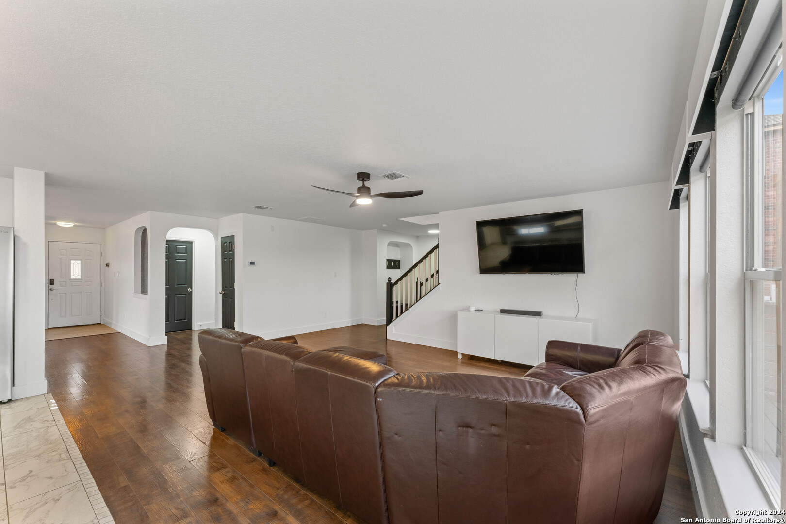 21420 BRANDING BAY
