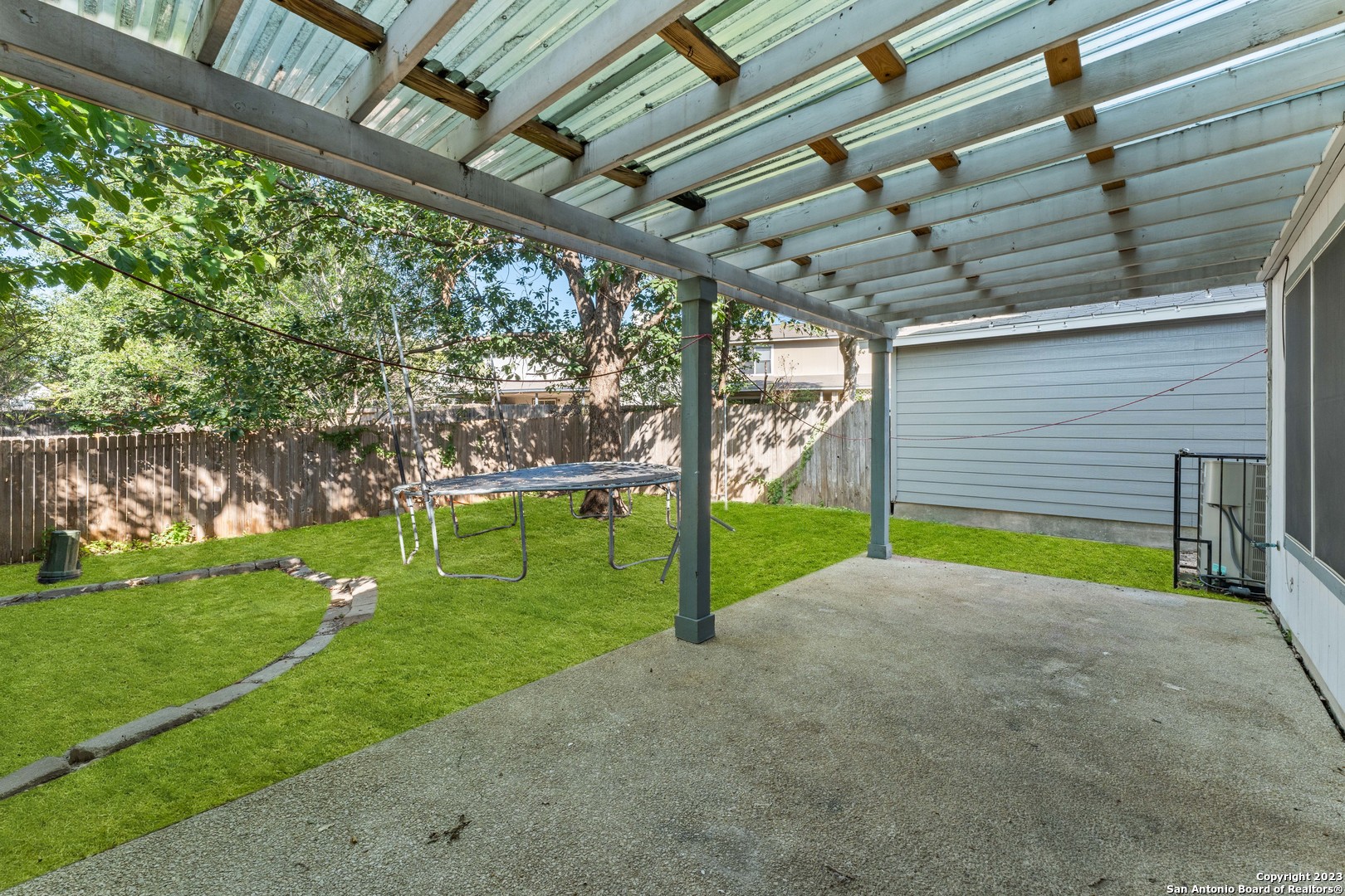 6027 BANTRY BAY