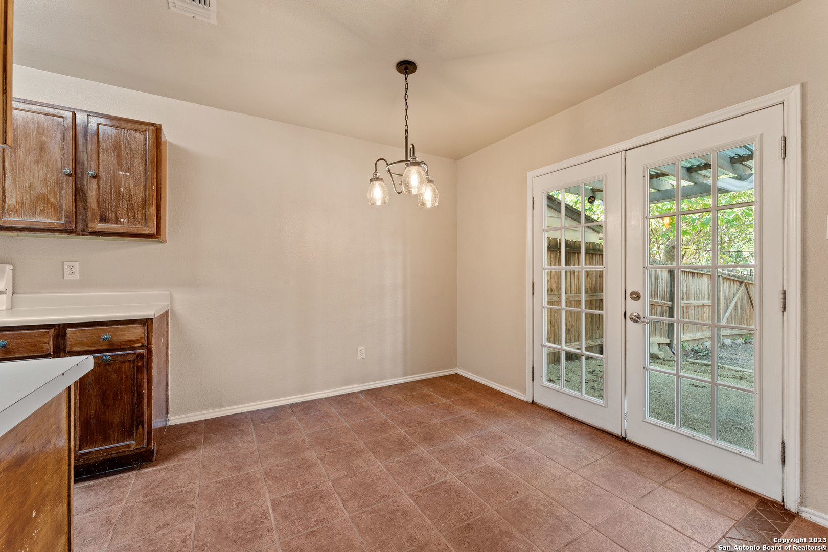 6027 BANTRY BAY