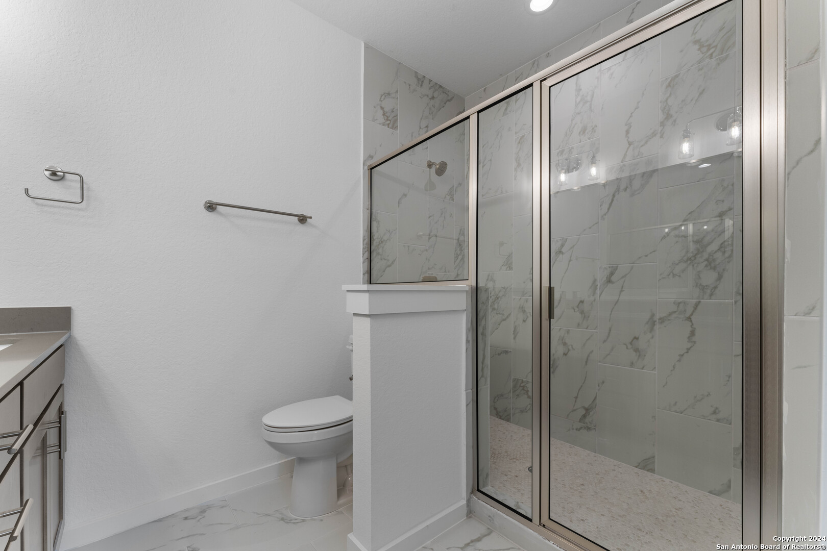 210 W POPLAR ST 102