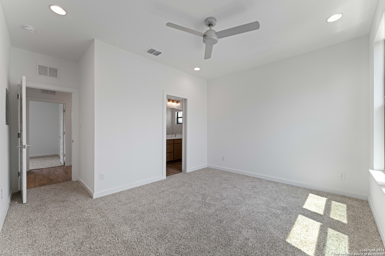 914 N Olive #101