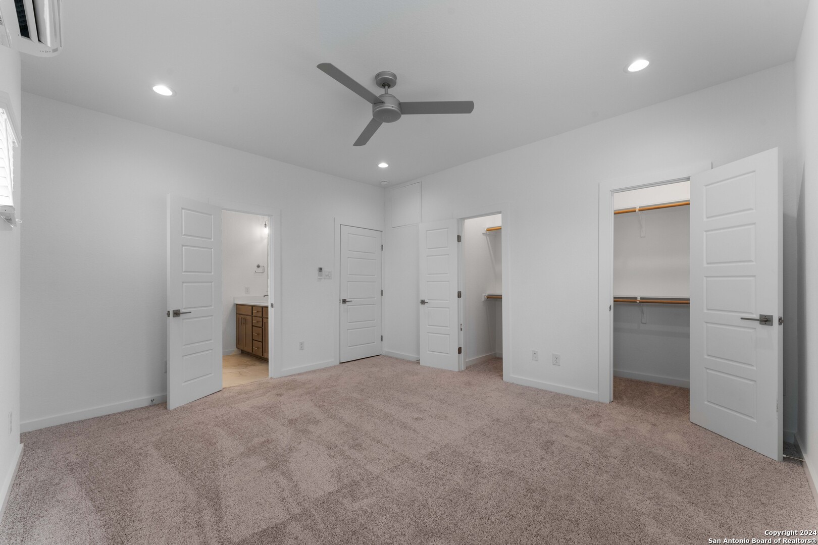 319 HOWARD ST 3