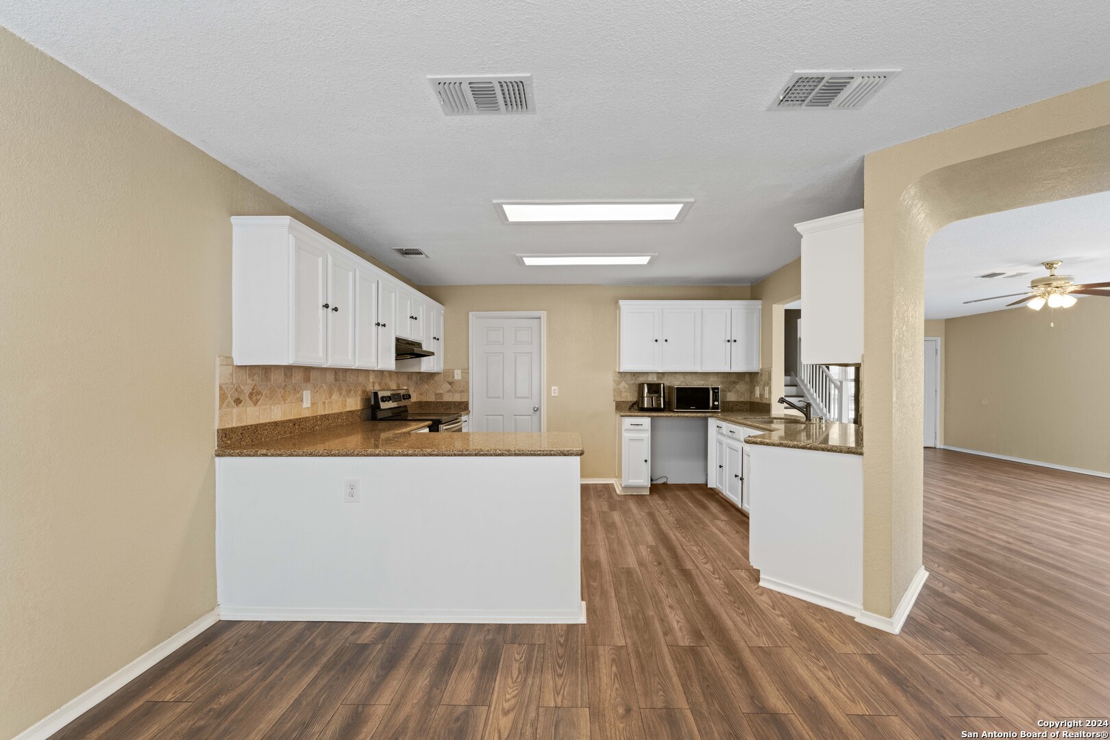 2111 SKULL VALLEY DR