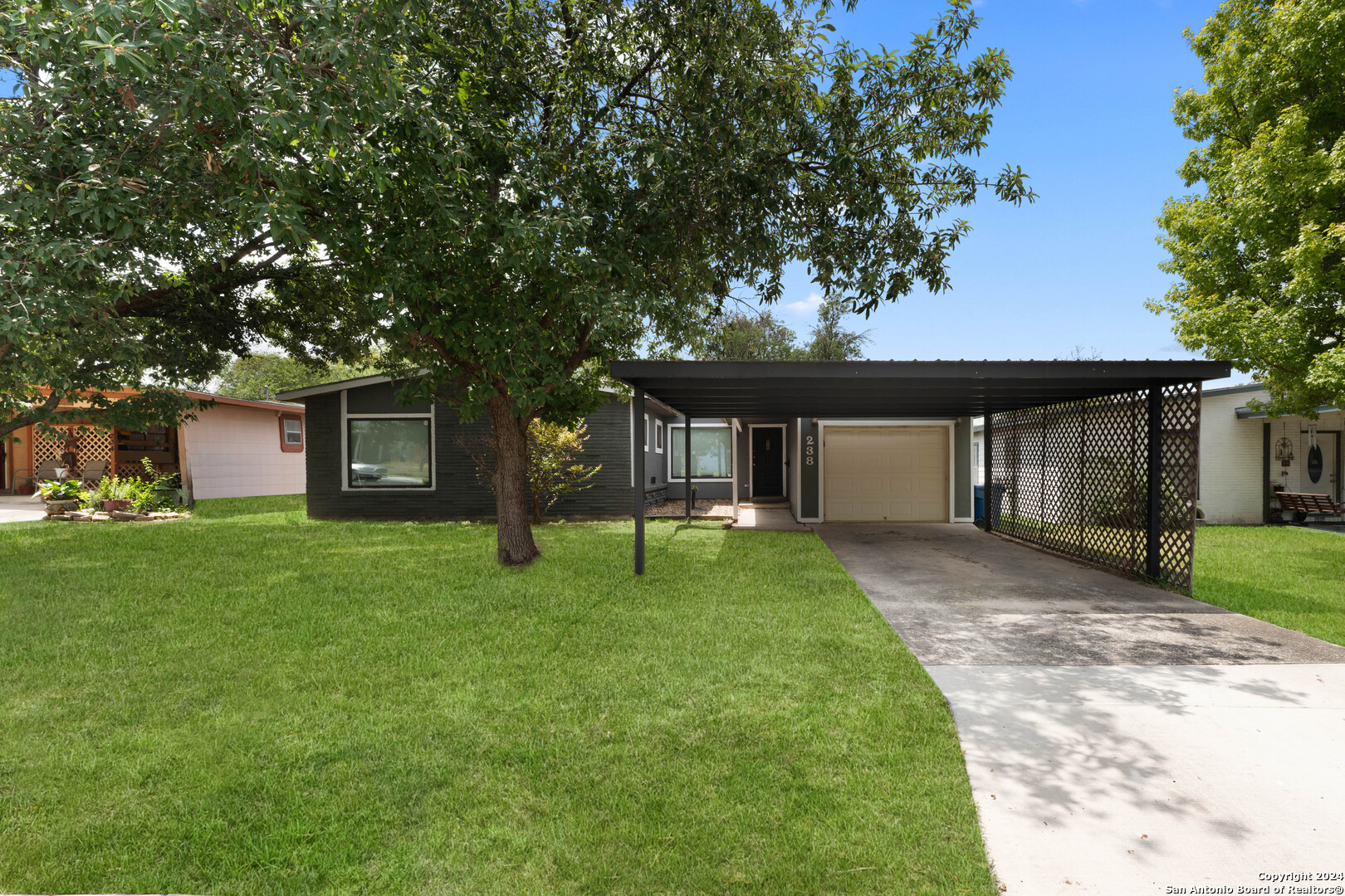 238 SHADY RILL