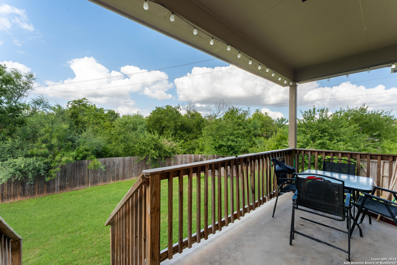 6115 Agoura Hvn