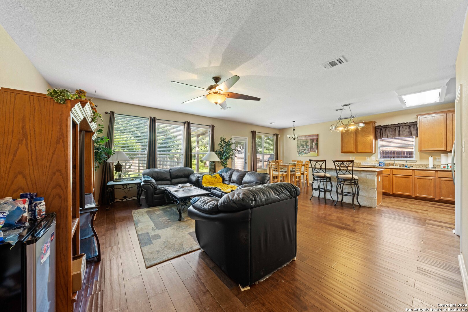 24527 WALNUT PASS
