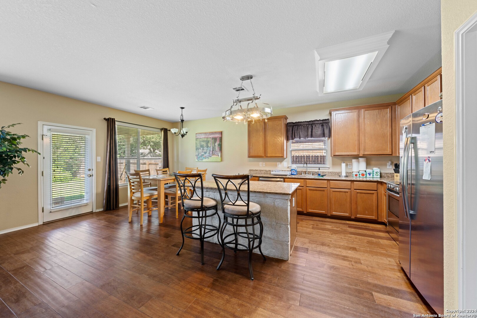24527 WALNUT PASS