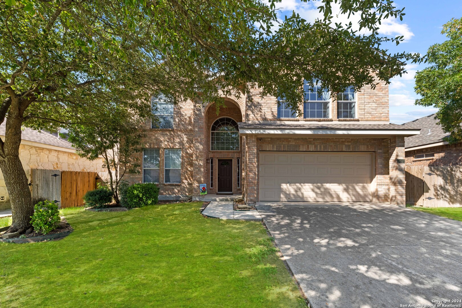 24527 WALNUT PASS