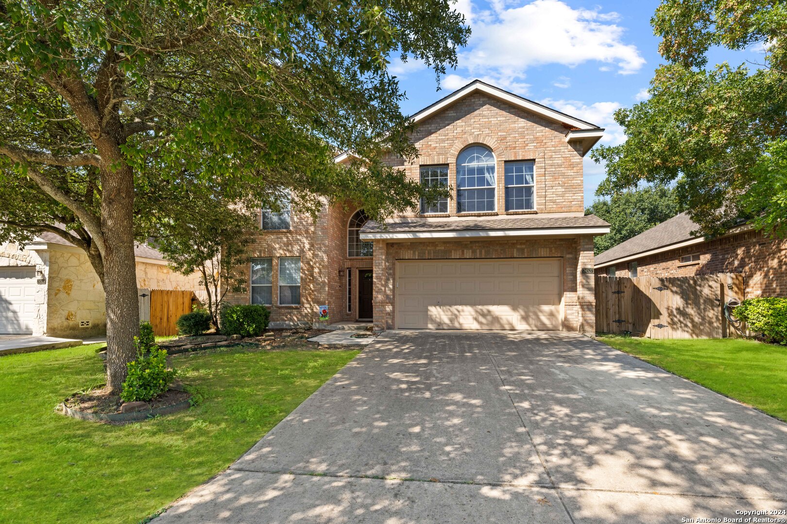24527 WALNUT PASS