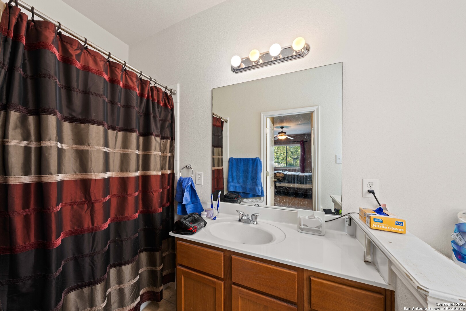 24527 WALNUT PASS