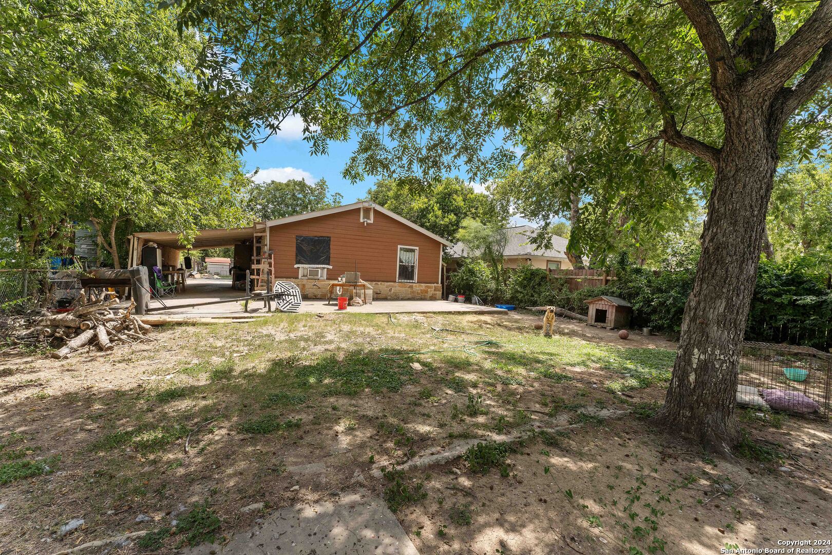 1519 WHITMAN AVE