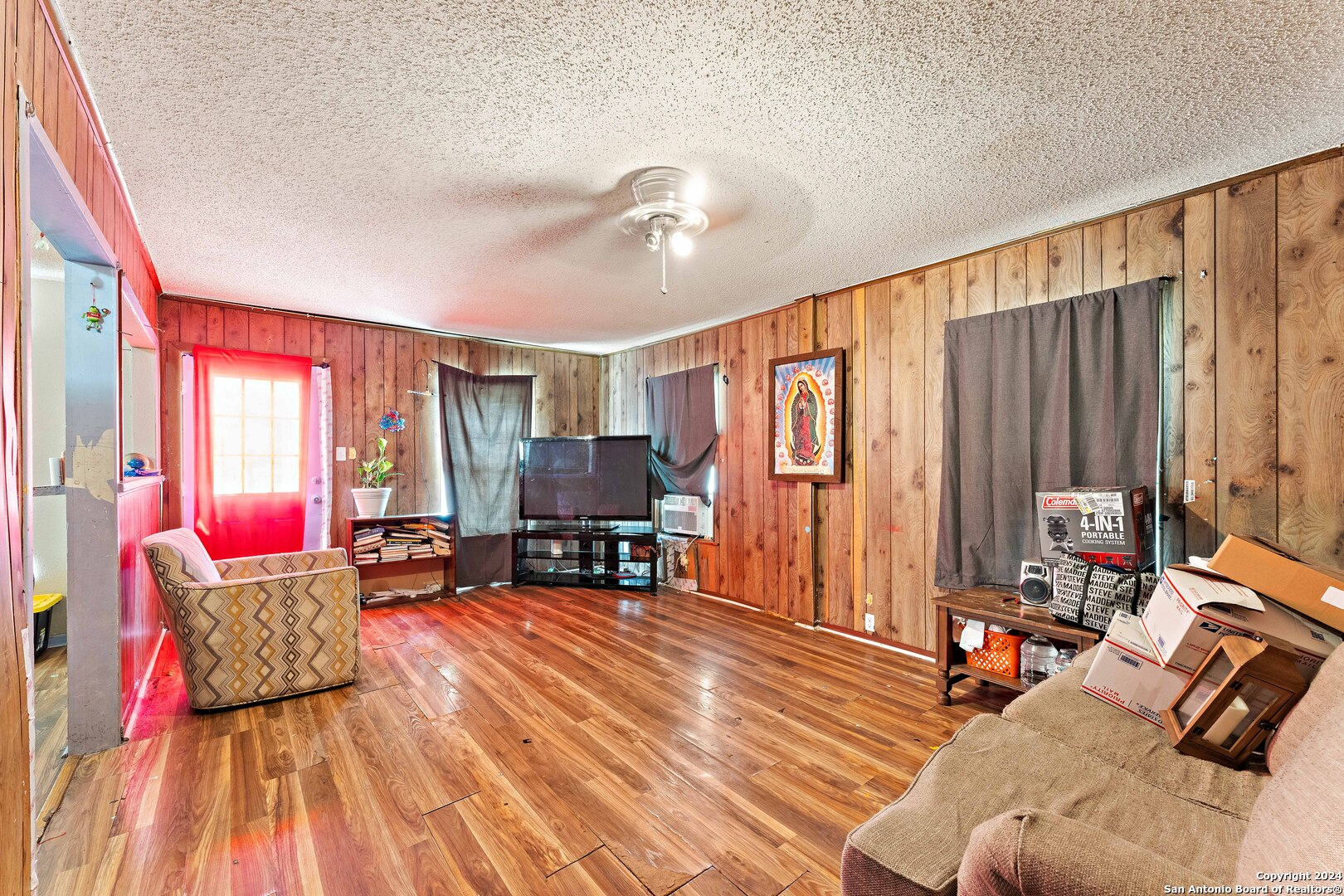 1519 WHITMAN AVE