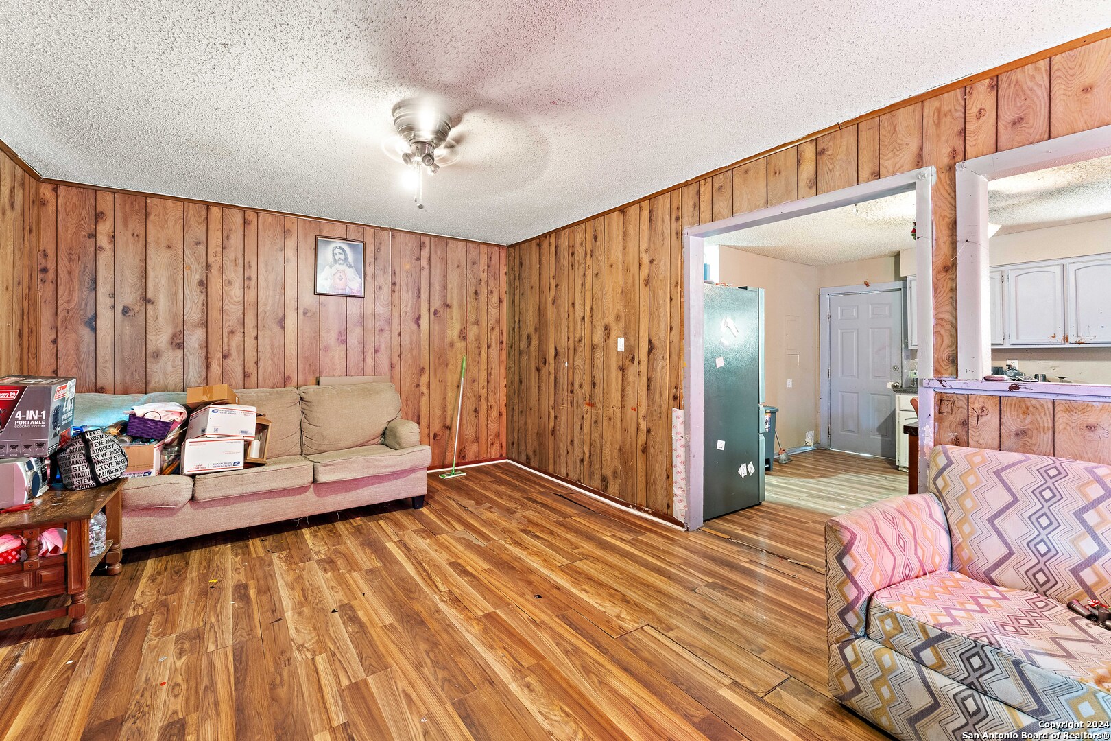 1519 WHITMAN AVE
