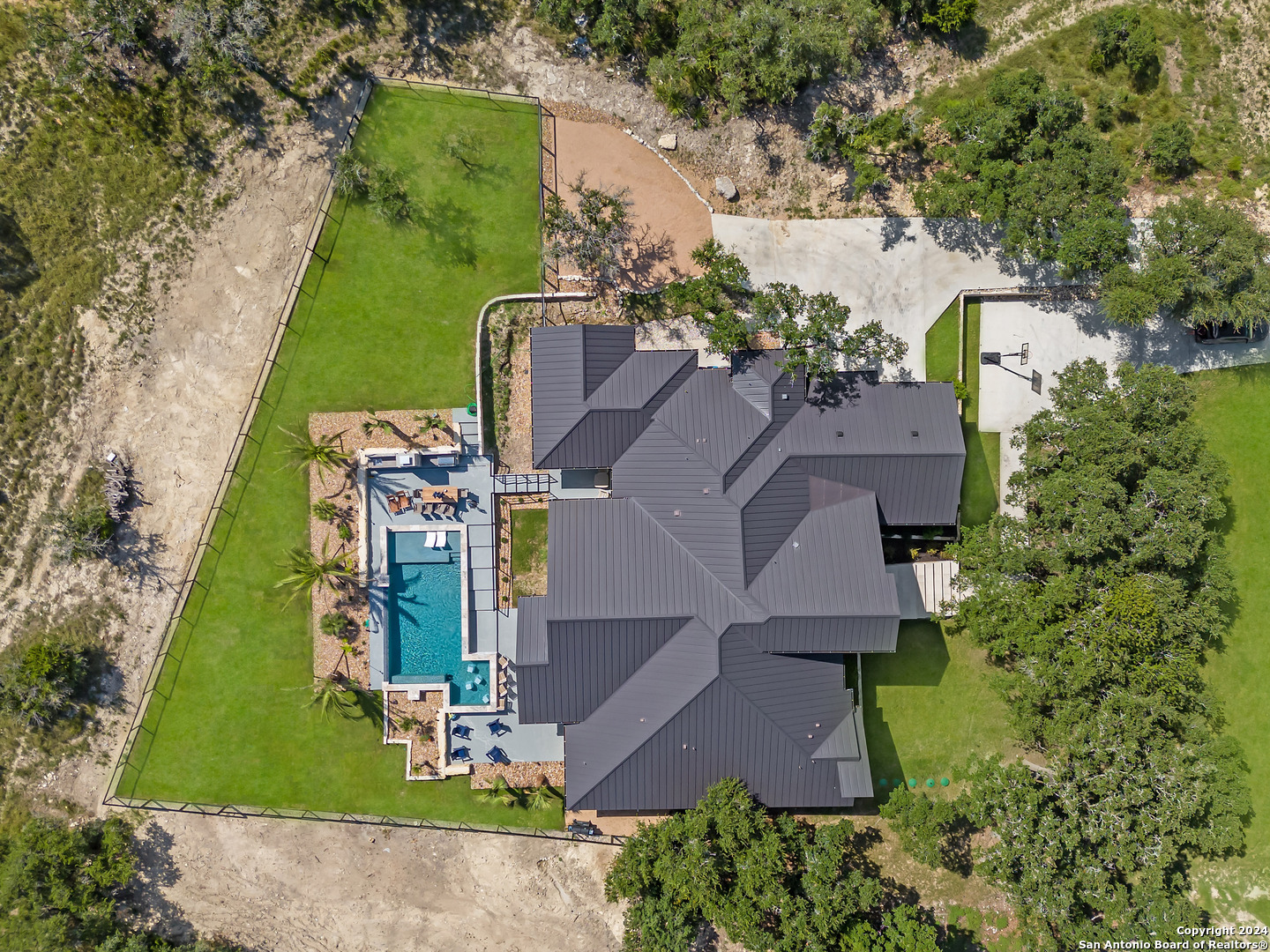 22810 BECKINSALE LN